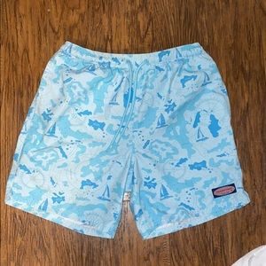 Vineyard Vines men’s bathing suit